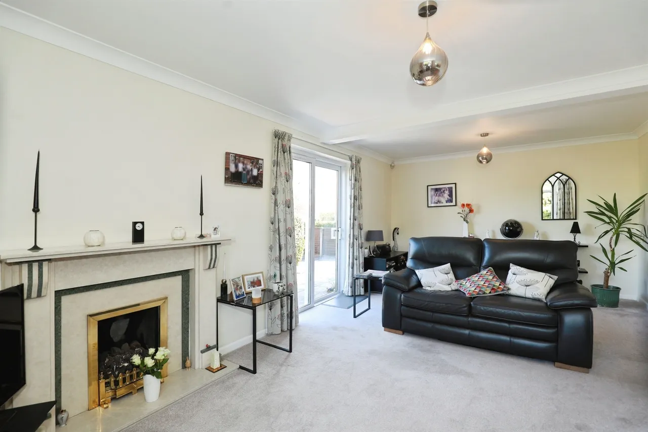 Church Road, Barnton, CW8, photo 12