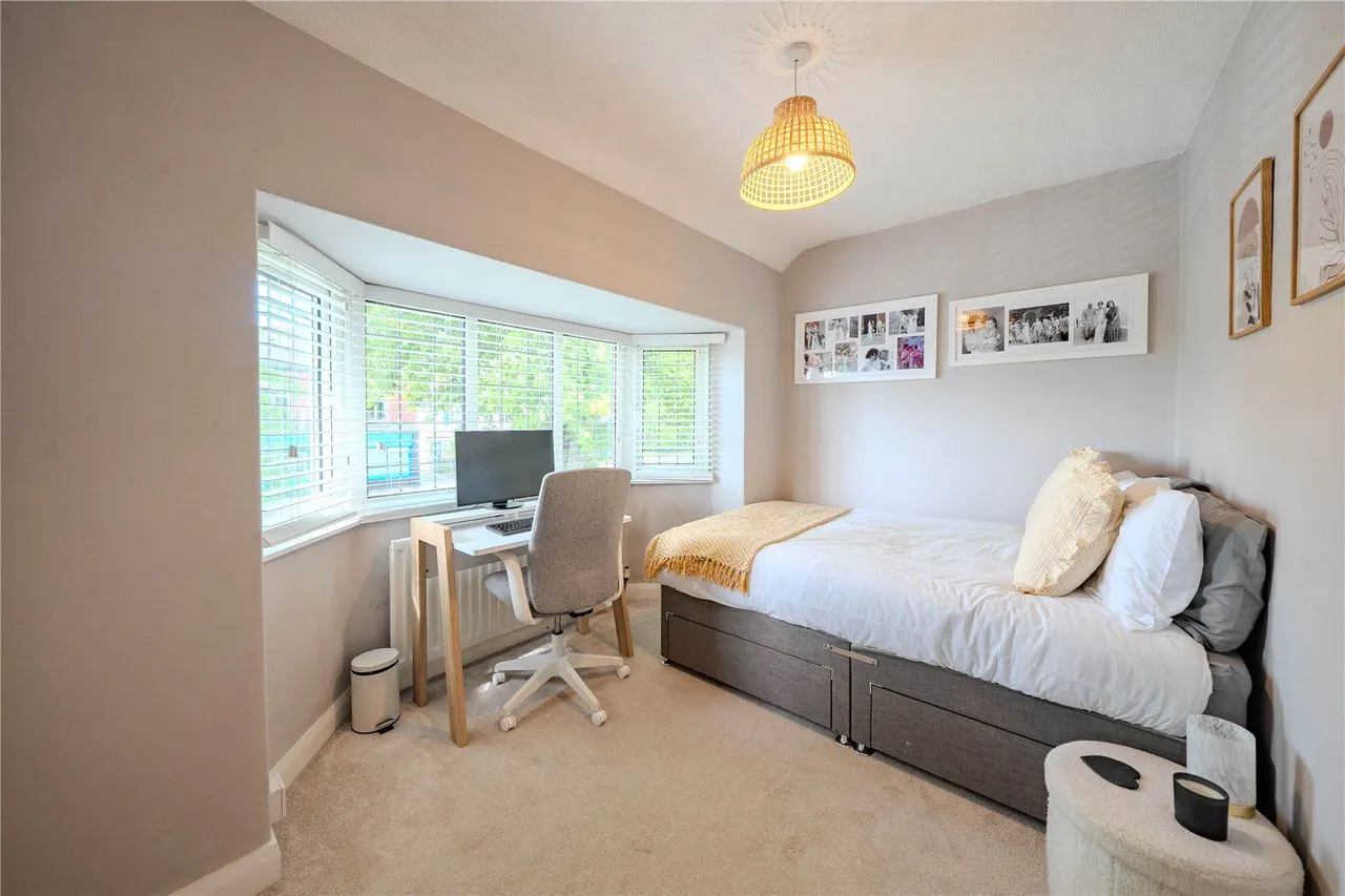 King Lane, Leeds, LS17, photo 5