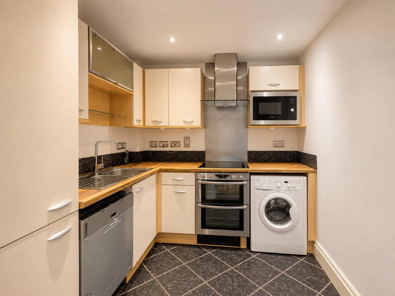 Seven Kings Way, Kingston Upon Thames, KT2, photo 6