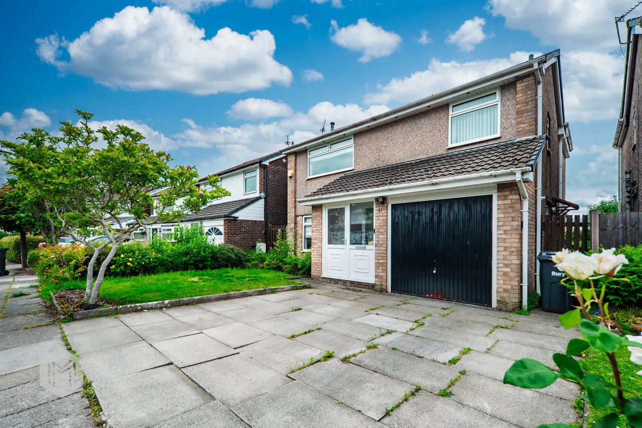 Rollesby Close, Bury, BL8 1EW, photo 23