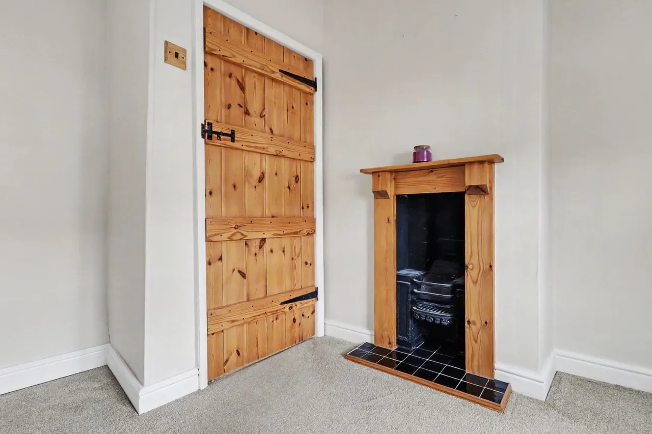 Tamworth Road, Ashby-De-La-Zouch, LE65, photo 20