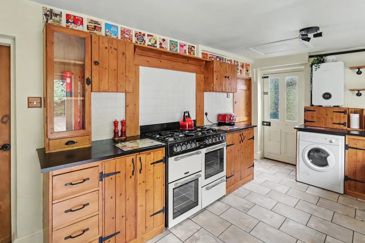 Tamworth Road, Ashby-De-La-Zouch, LE65, photo 10