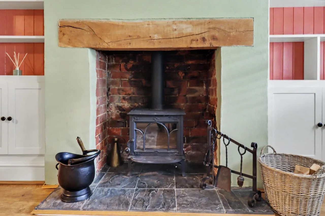 Tamworth Road, Ashby-De-La-Zouch, LE65, photo 16