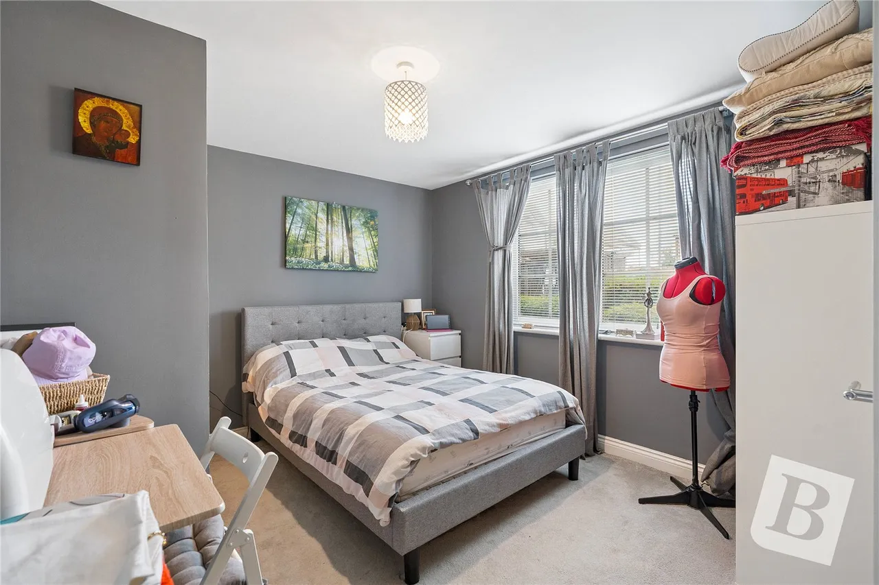 Gainsborough Close, Basildon, SS14, photo 4