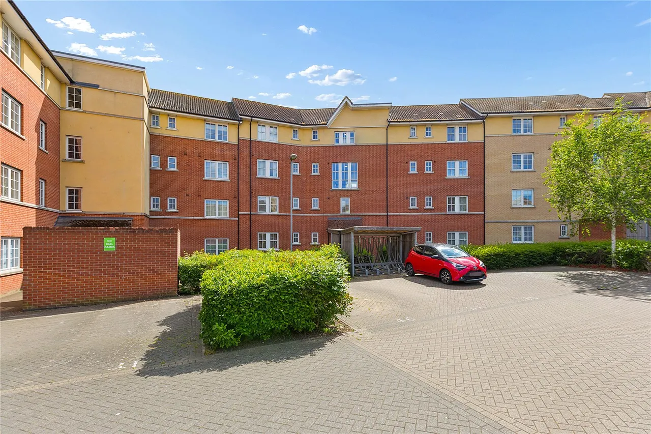 Gainsborough Close, Basildon, SS14, photo 10