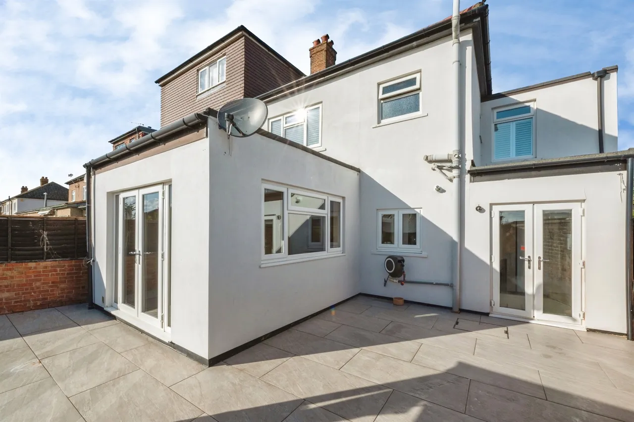 Buxton Road, Grays, RM16, photo 16