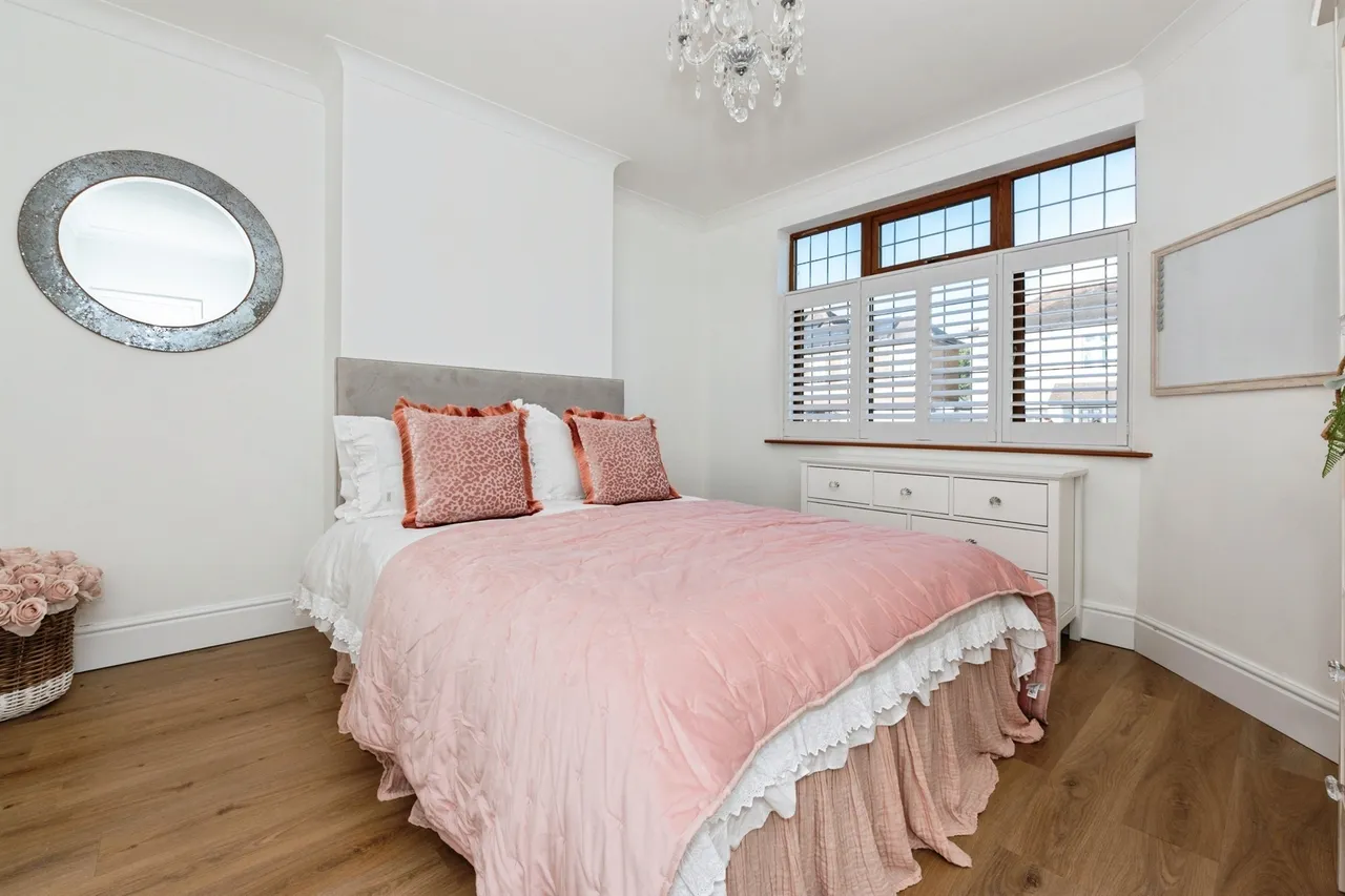 Buxton Road, Grays, RM16, photo 11