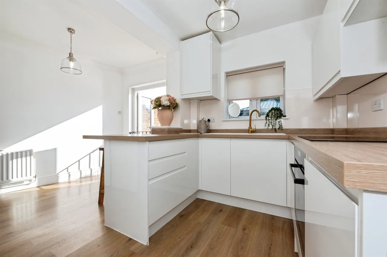 Buxton Road, Grays, RM16, photo 6