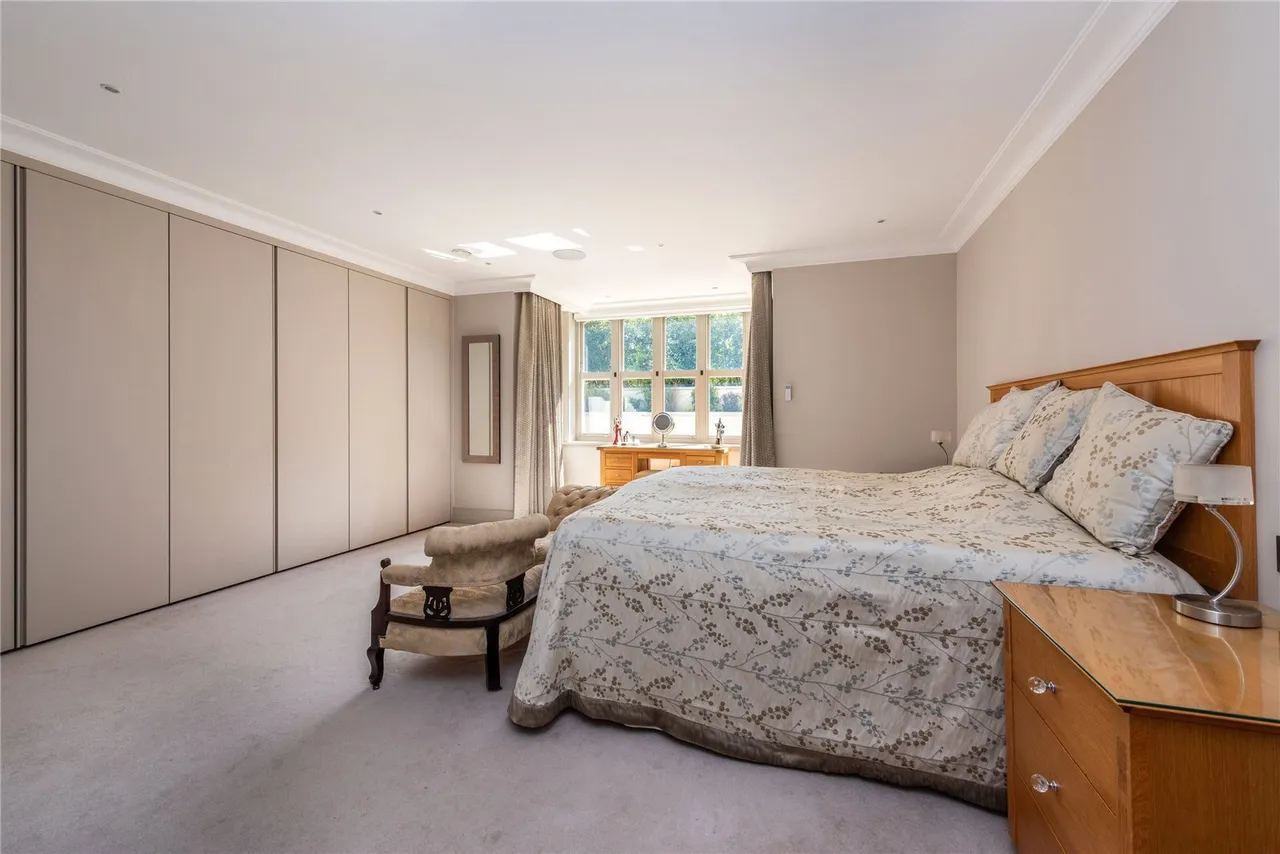 Westcott Road, Dorking, RH4, photo 15