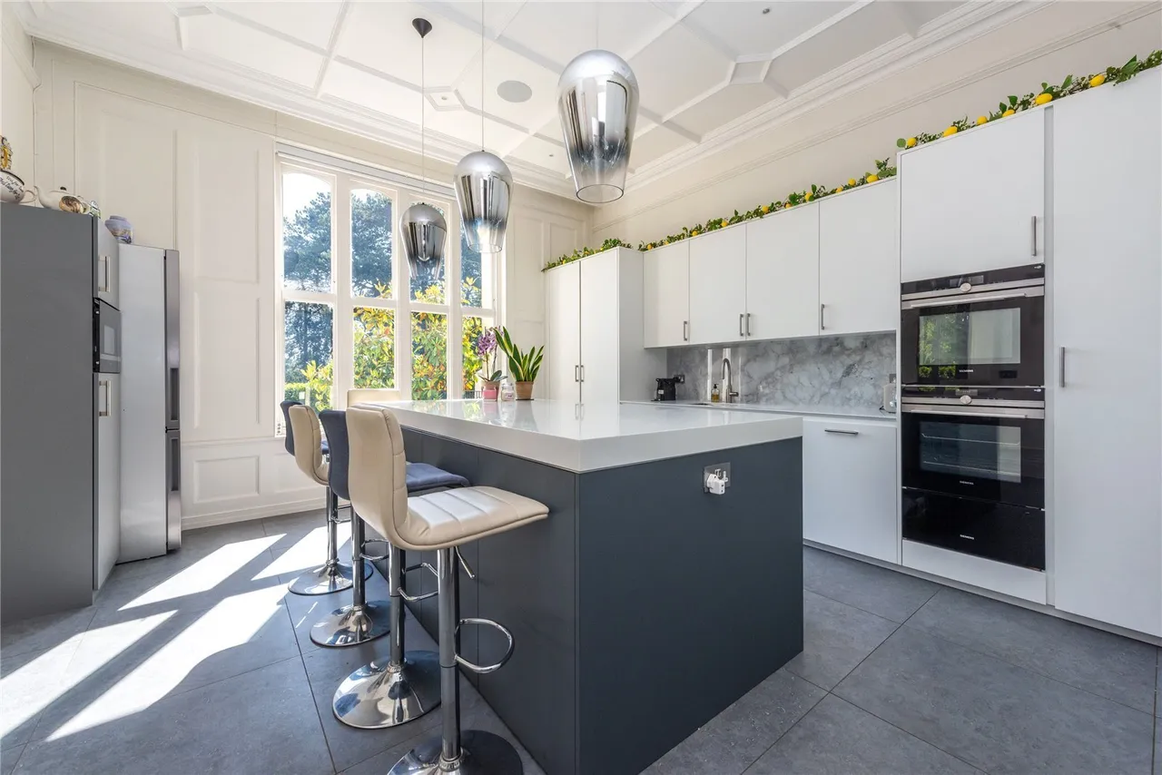 Westcott Road, Dorking, RH4, photo 4