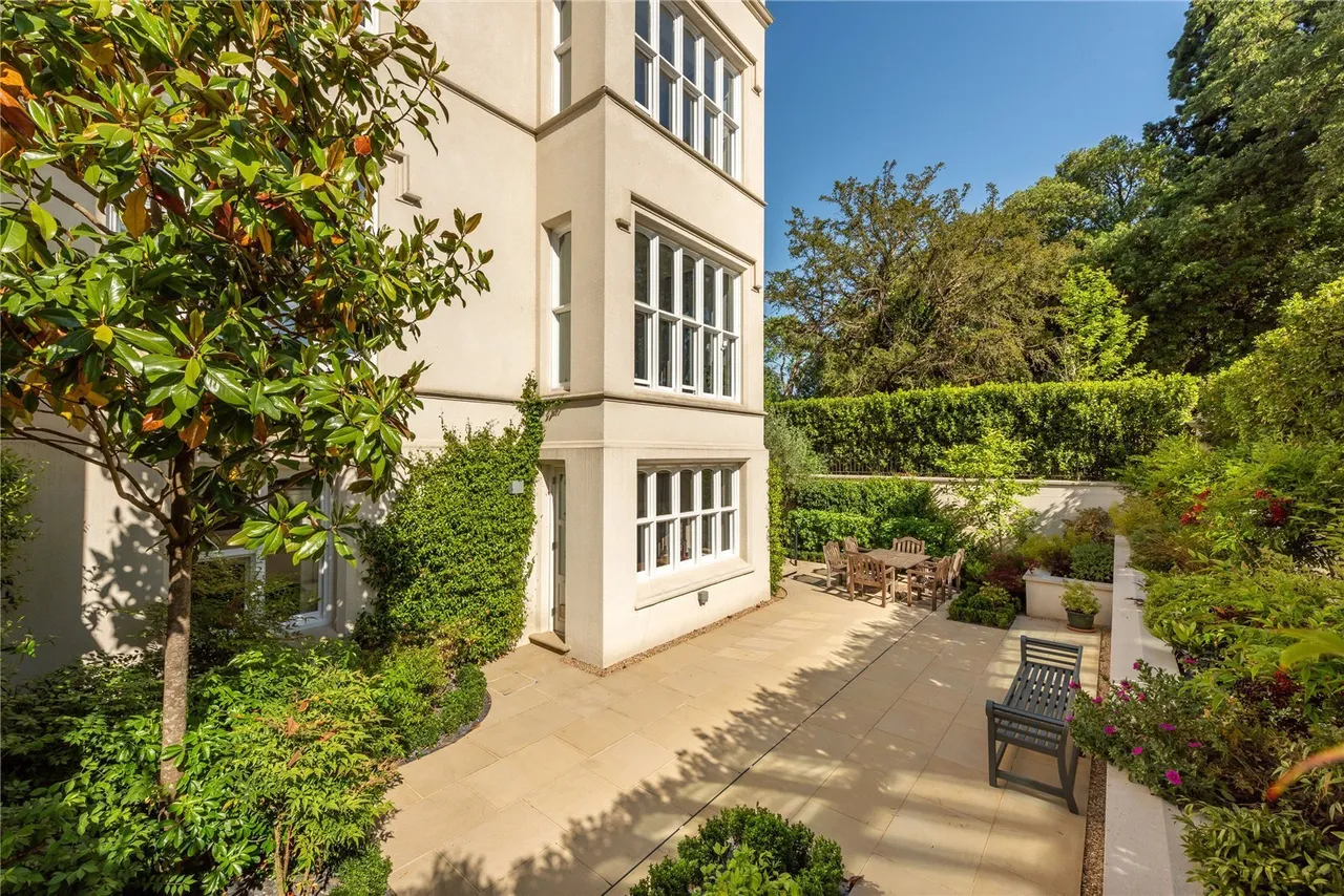 Westcott Road, Dorking, RH4, photo 19