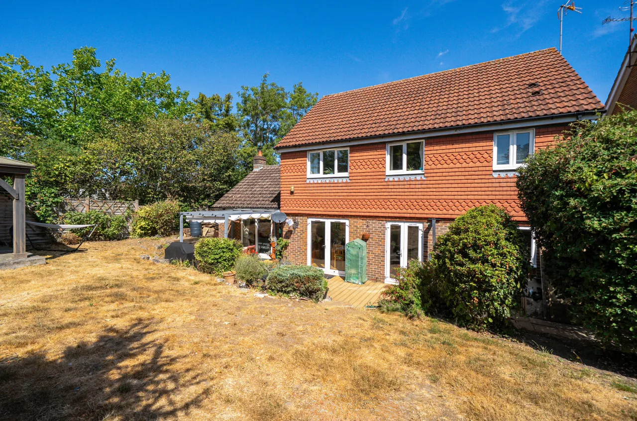 Bateman Grove, Ash, GU12, photo 20