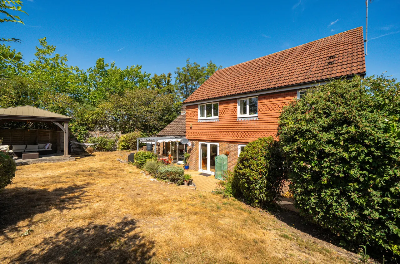 Bateman Grove, Ash, GU12, photo 19