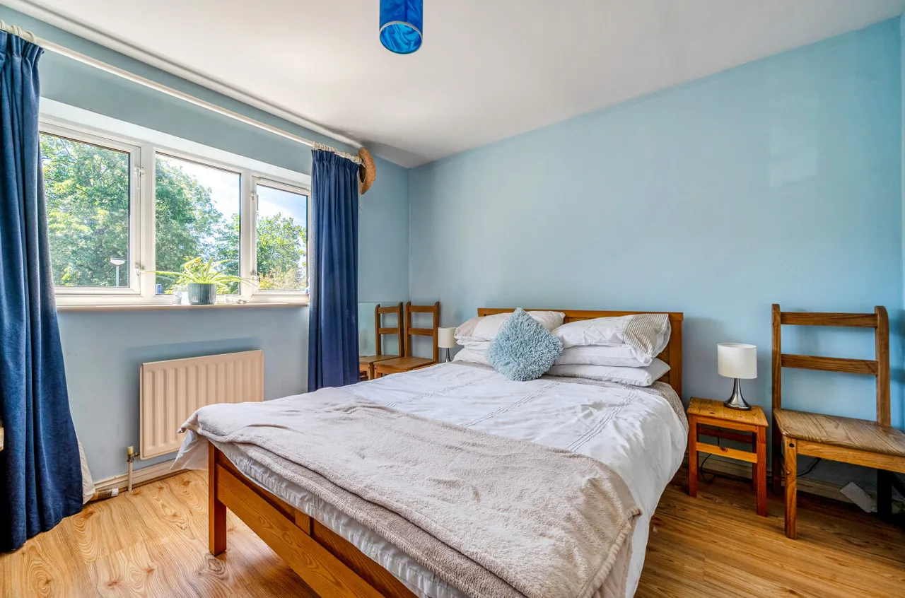 Bateman Grove, Ash, GU12, photo 11