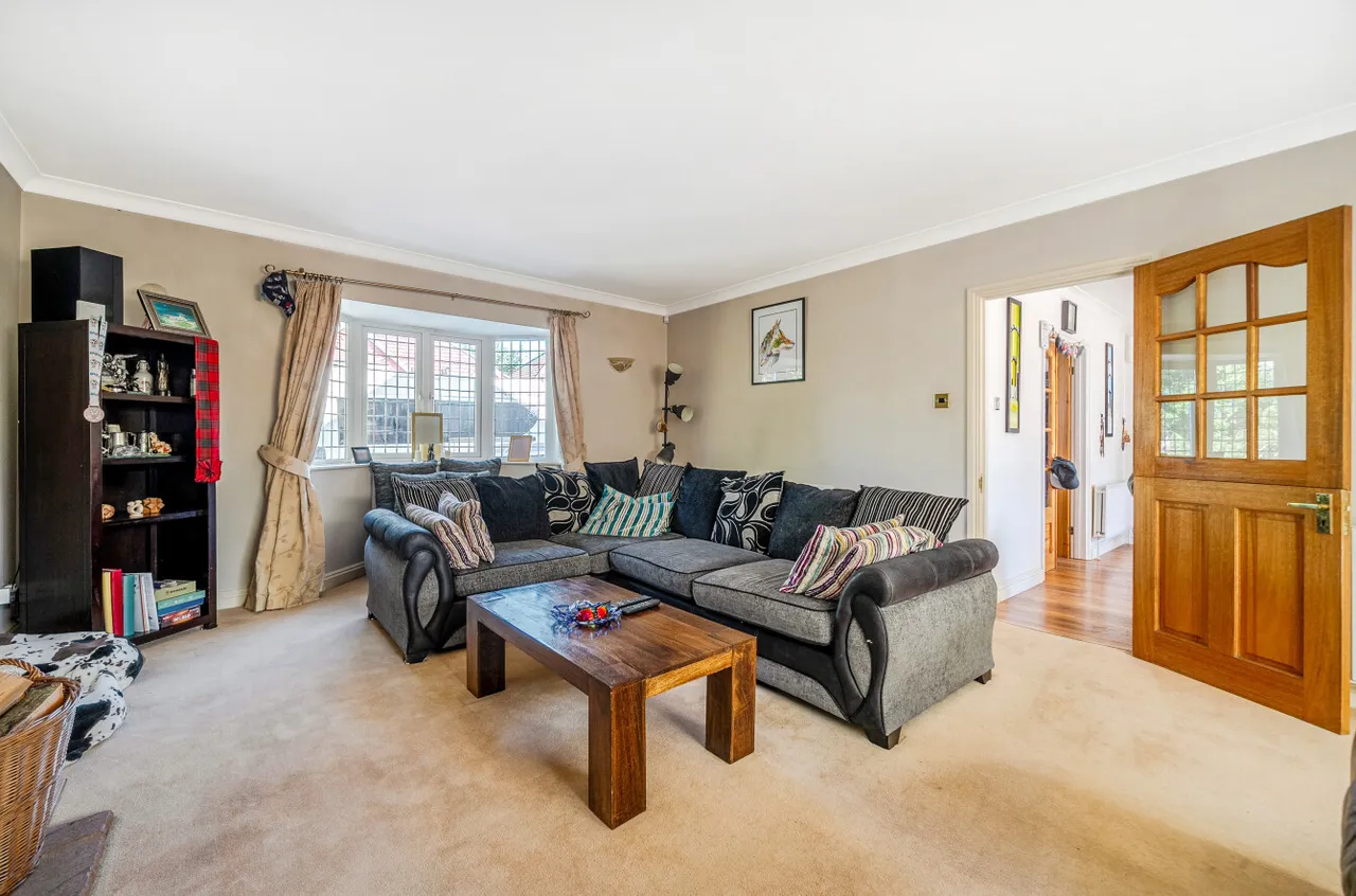 Bateman Grove, Ash, GU12, photo 2
