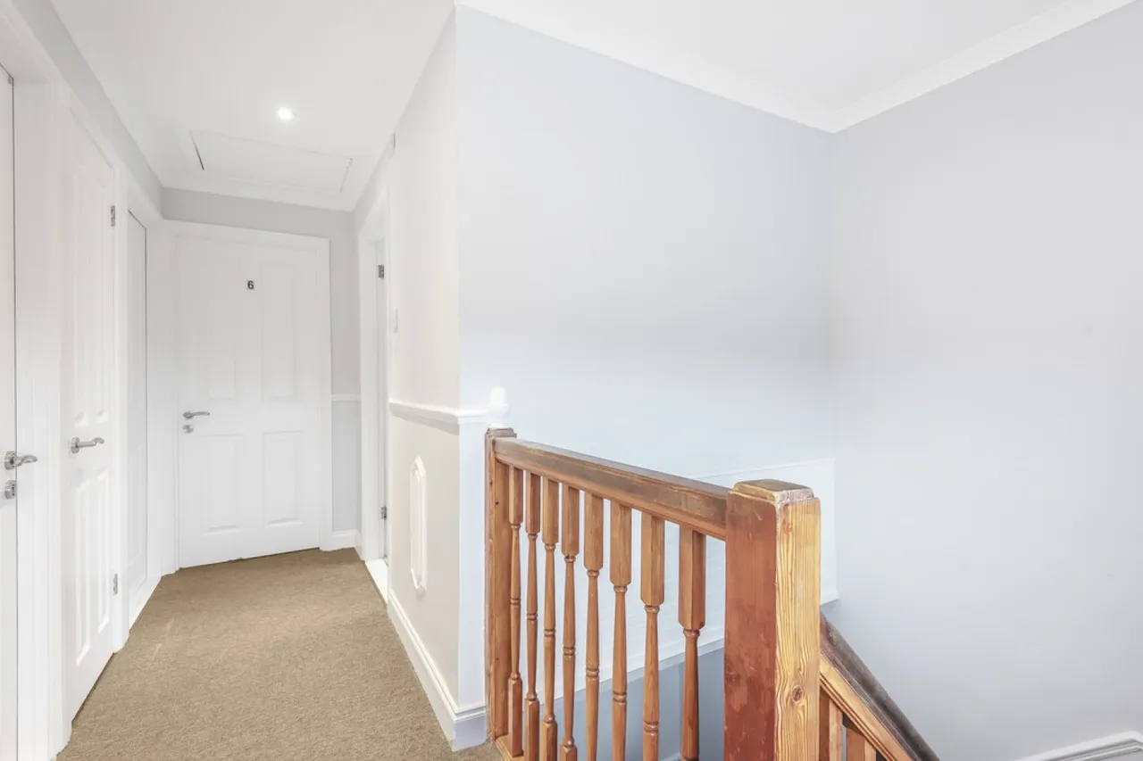 Shepherds Road, Winnall, Winchester, photo 6