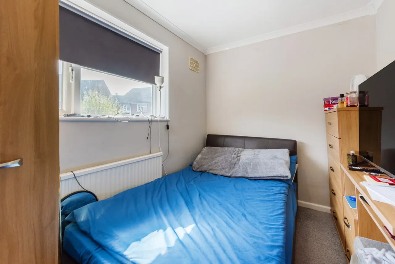 Shepherds Road, Winnall, Winchester, photo 5