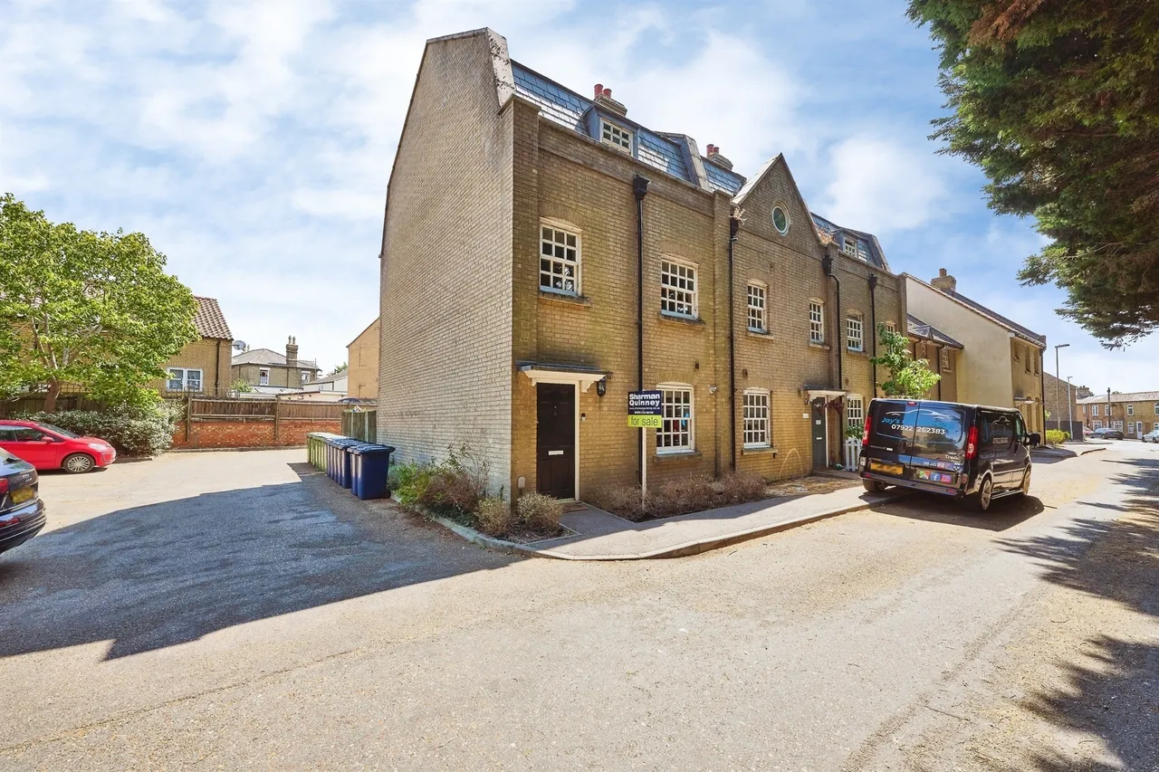 Old Station Place, Chatteris, PE16, photo 13