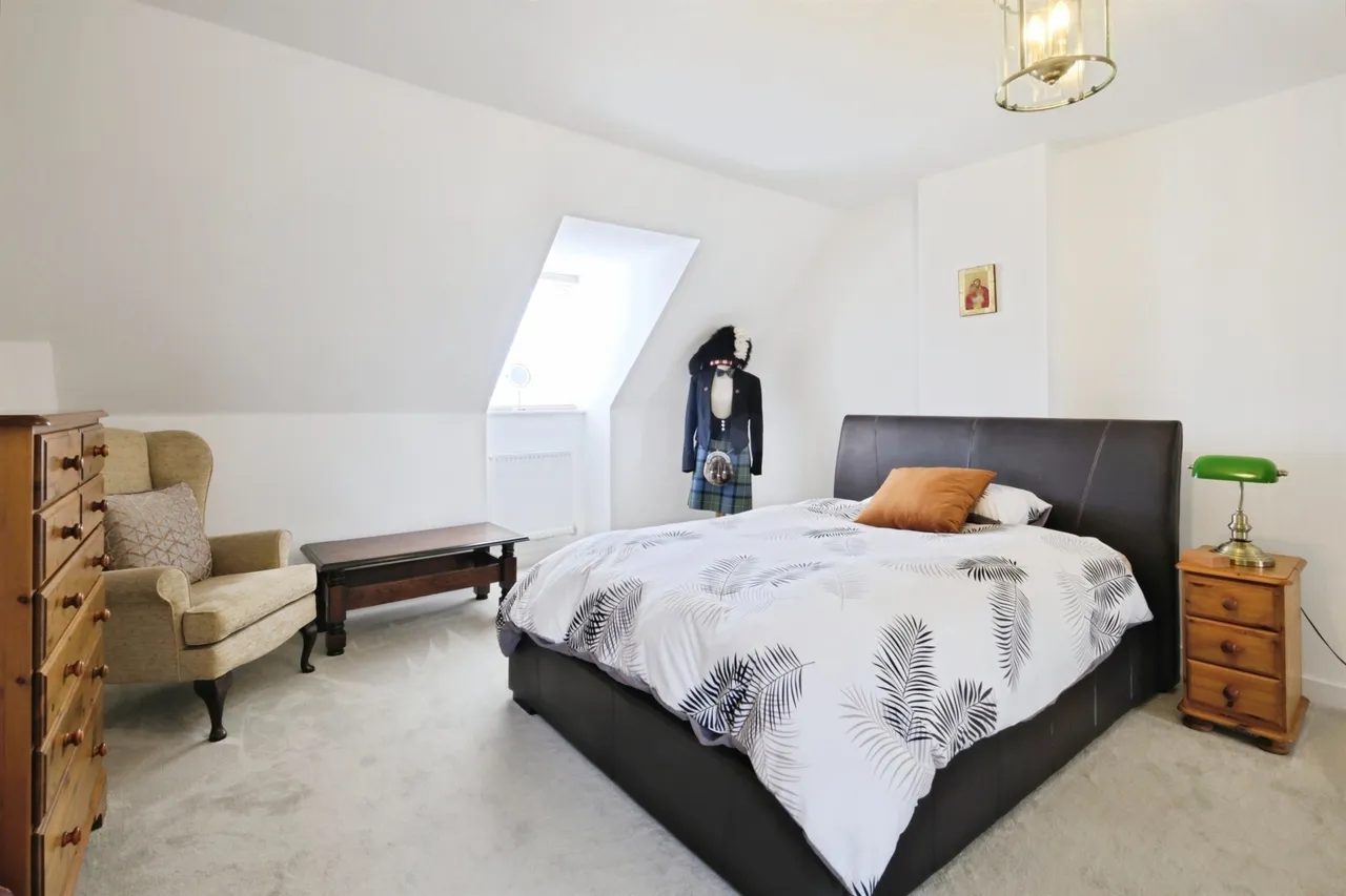 Adlam Way, Salisbury, SP2, photo 7