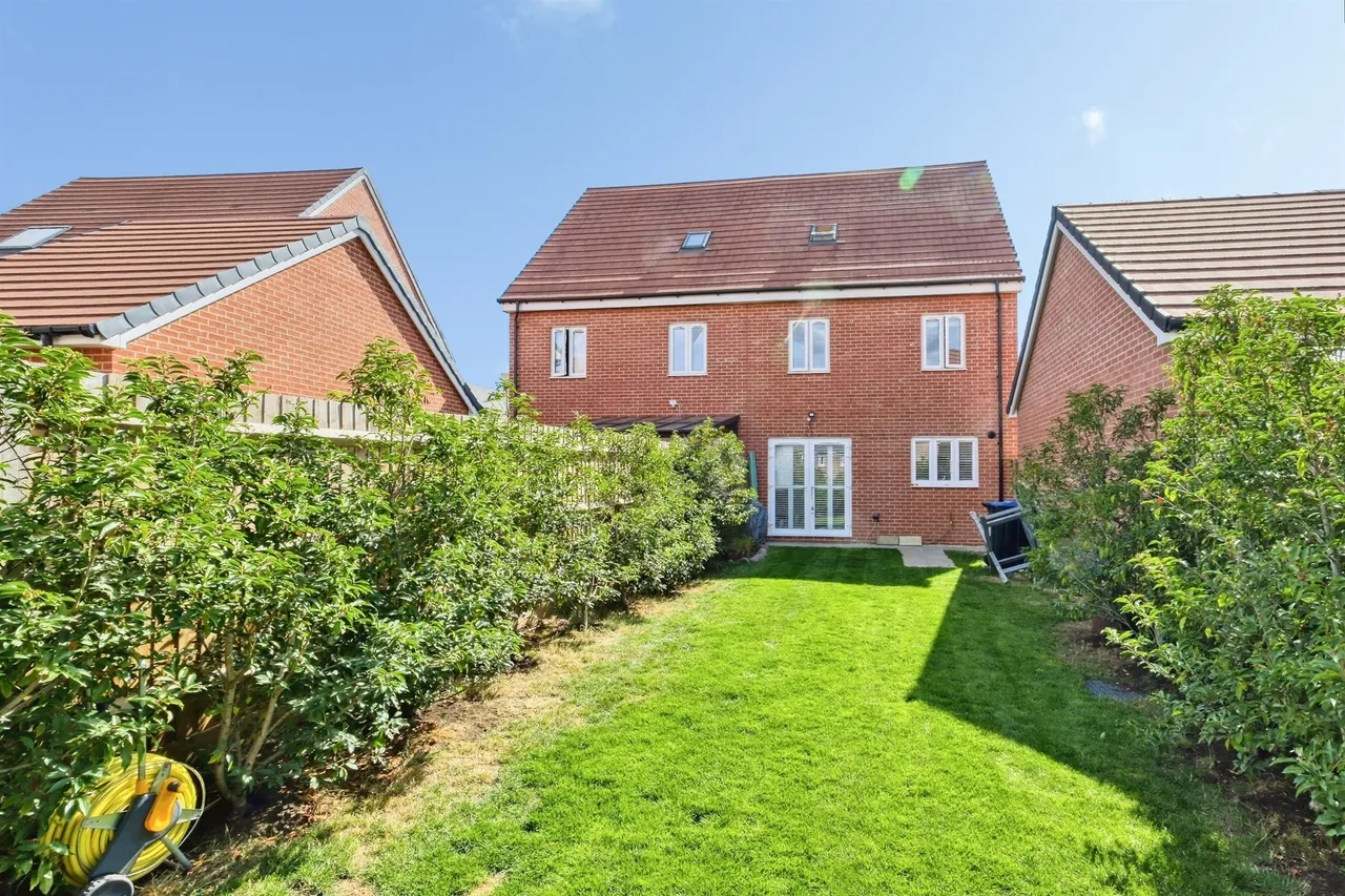 4 bed house for sale, Adlam Way, Salisbury, SP2
