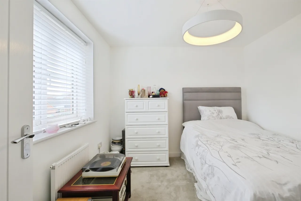 Adlam Way, Salisbury, SP2, photo 10