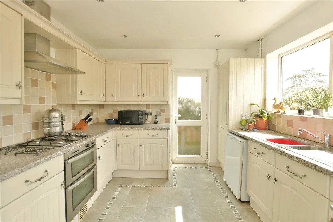 Blenheim Road, Littlestone, New Romney, Kent, TN28, photo 4
