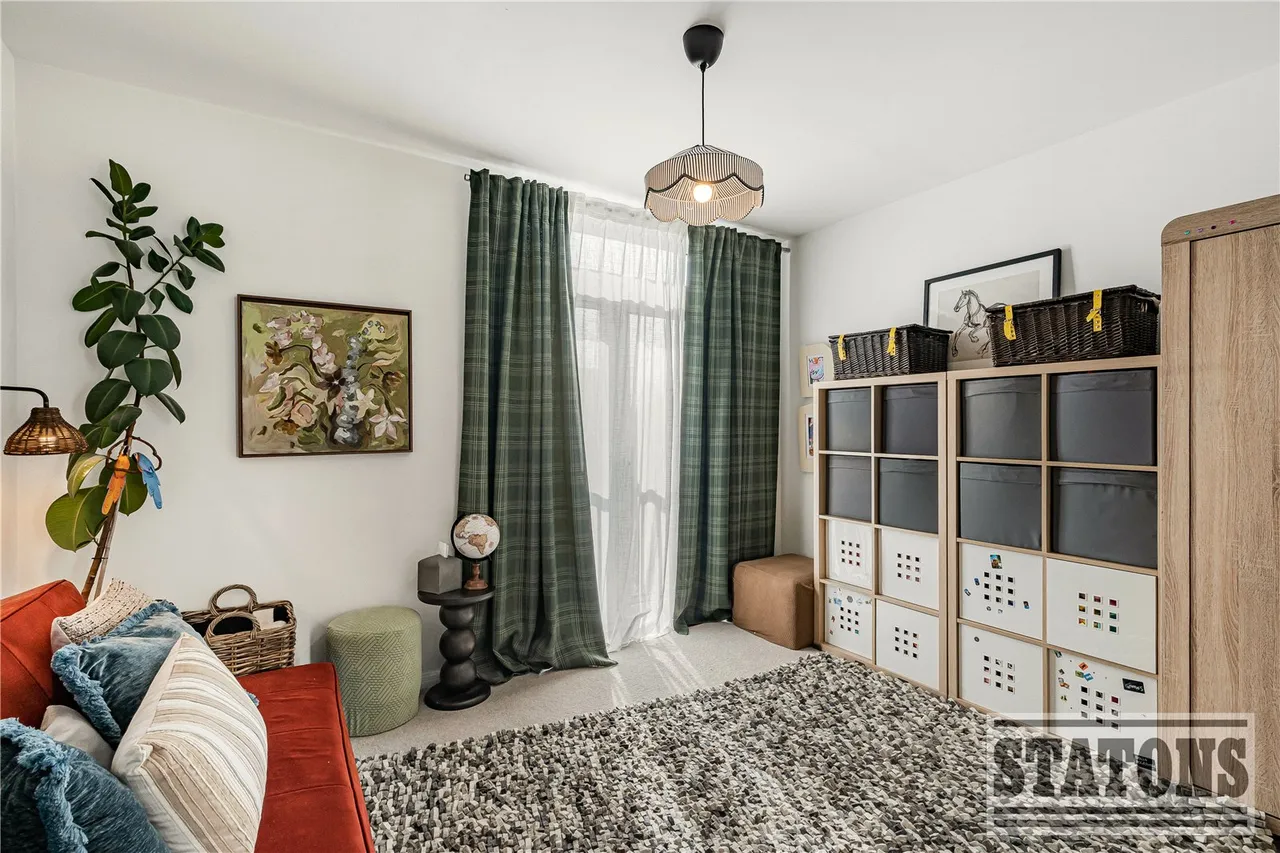 Minotaur Drive, Barnet, EN5 2FS, photo 13