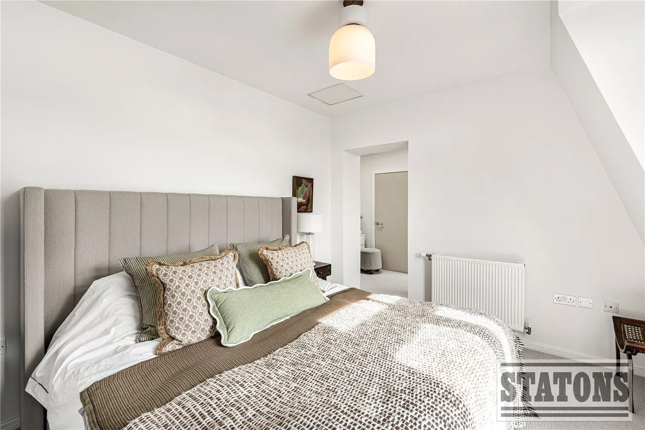 Minotaur Drive, Barnet, EN5 2FS, photo 17
