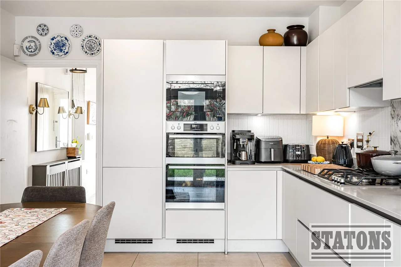 Minotaur Drive, Barnet, EN5 2FS, photo 6