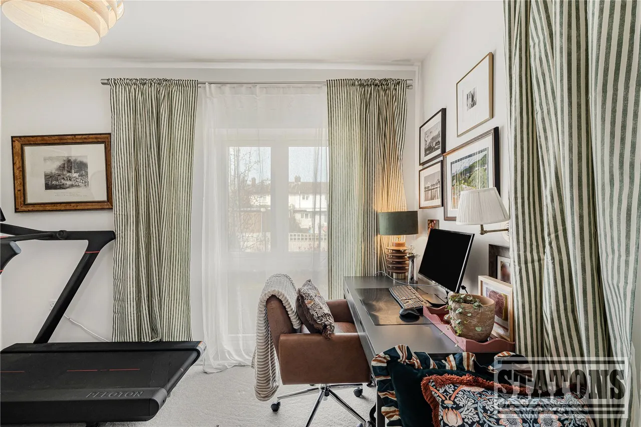 Minotaur Drive, Barnet, EN5 2FS, photo 15