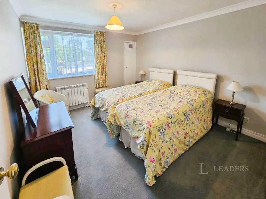 Beacon Drive, Christchurch, BH23, photo 6