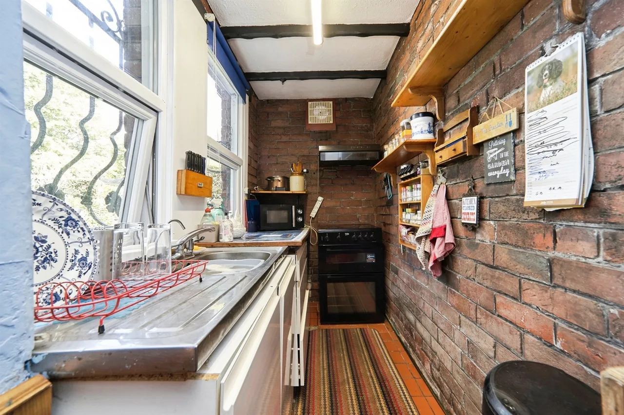 Elder Road, Bramley, Leeds, photo 12