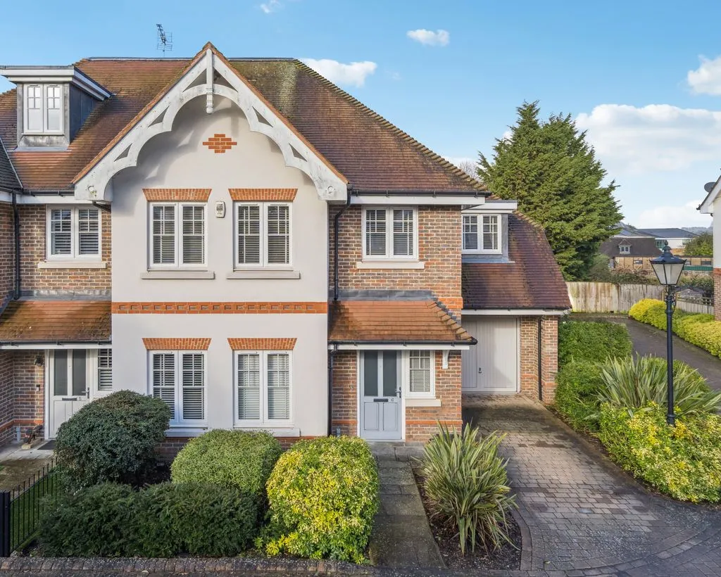 Bramley Gardens, Bourne End SL8 5FF, photo 17