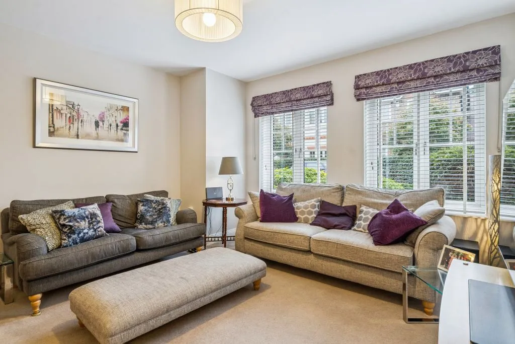 Bramley Gardens, Bourne End SL8 5FF, photo 8