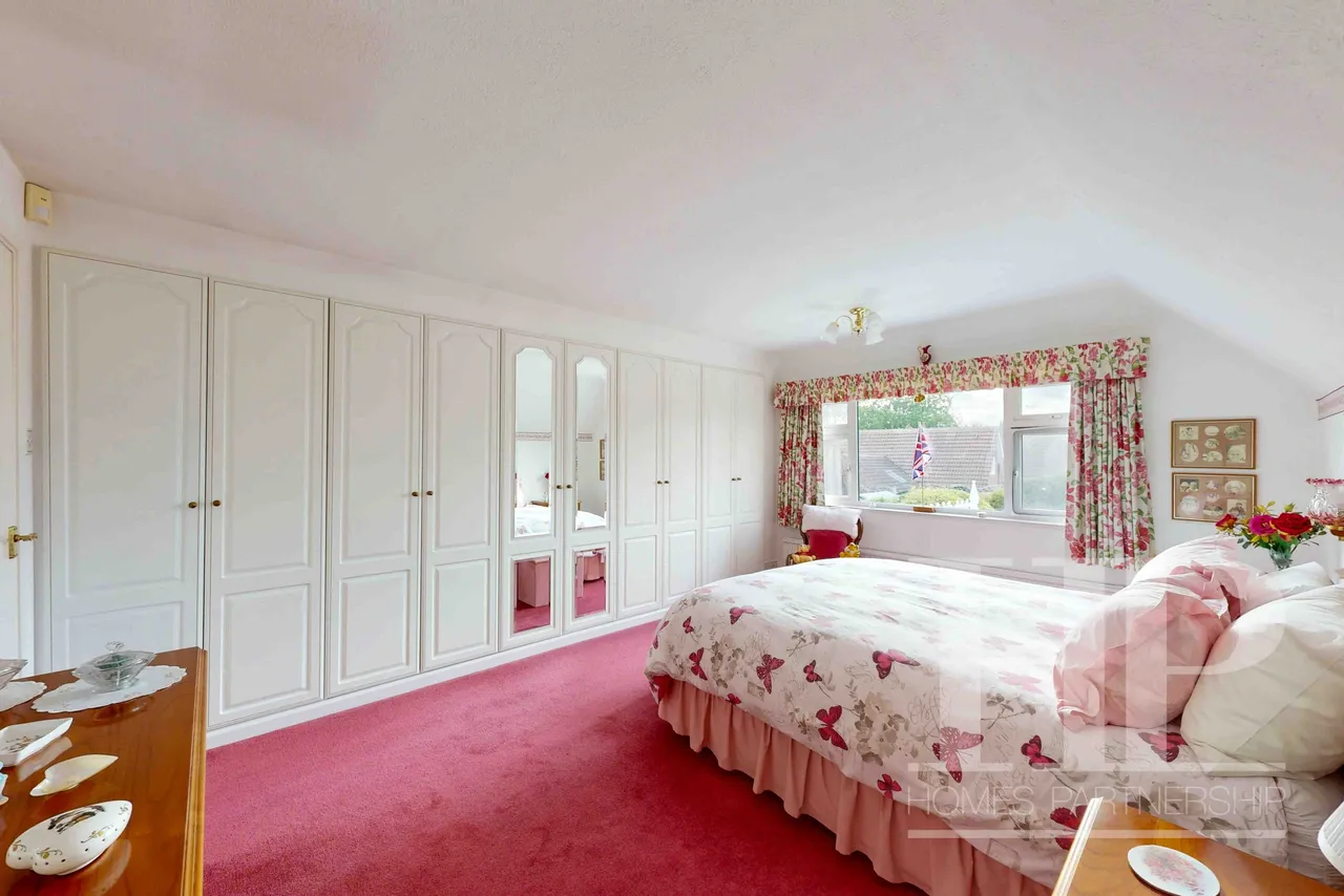 Moat Walk, Crawley, RH10, photo 19