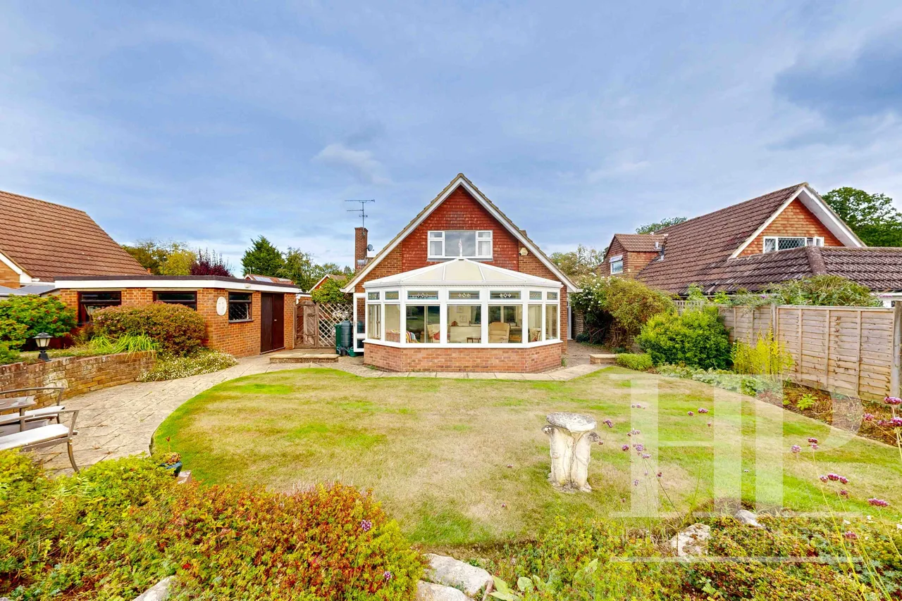 Moat Walk, Crawley, RH10, photo 26