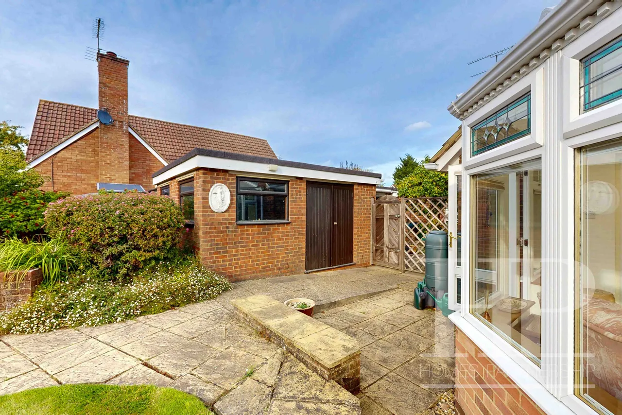 Moat Walk, Crawley, RH10, photo 22