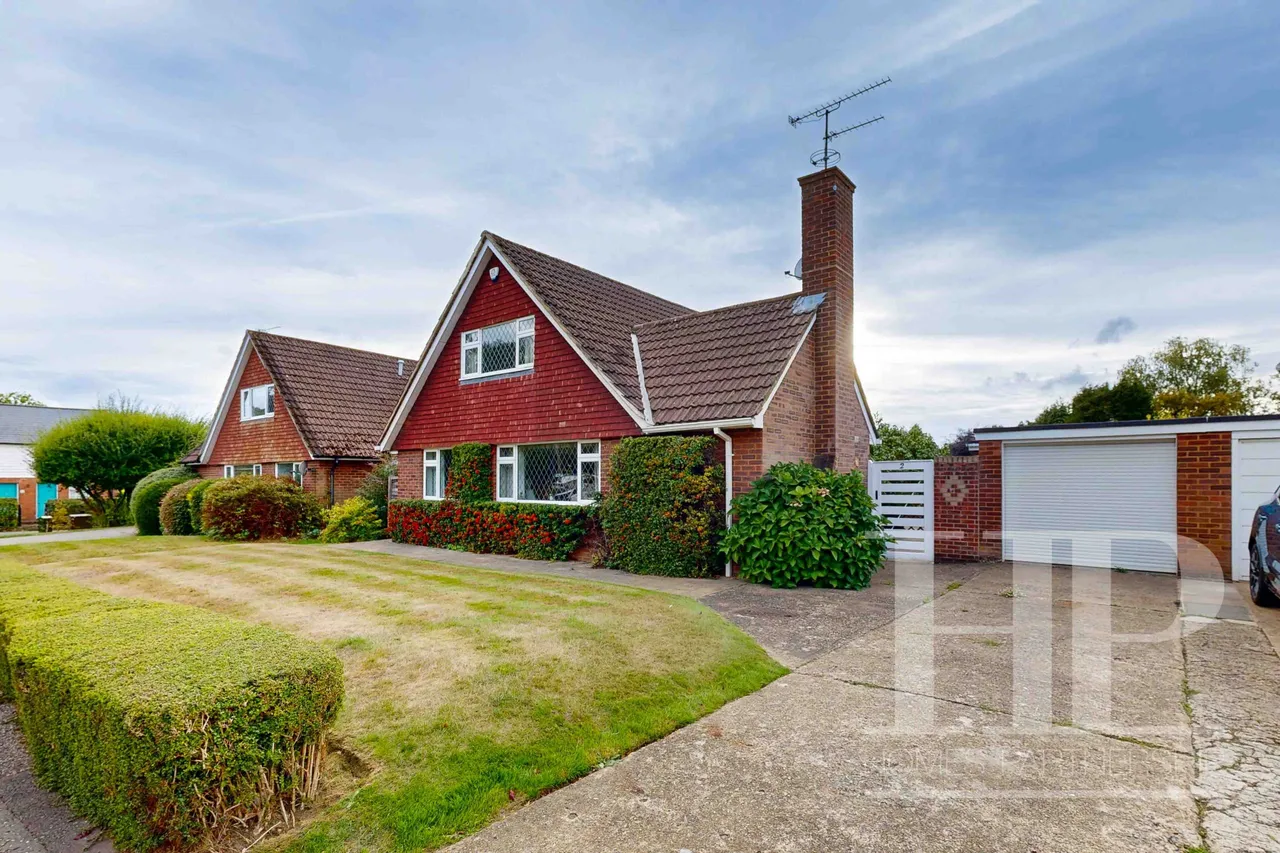 Moat Walk, Crawley, RH10, photo 2