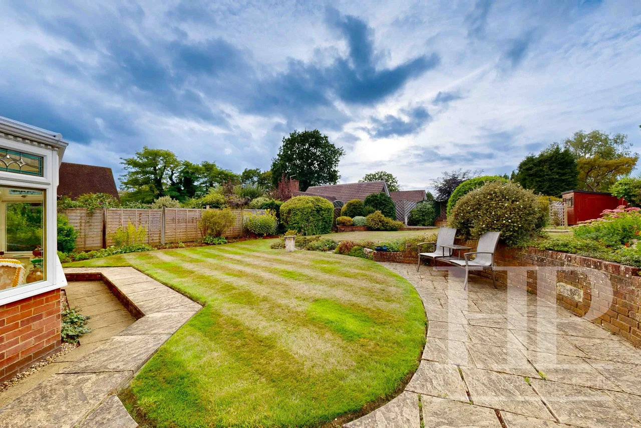 Moat Walk, Crawley, RH10, photo 25