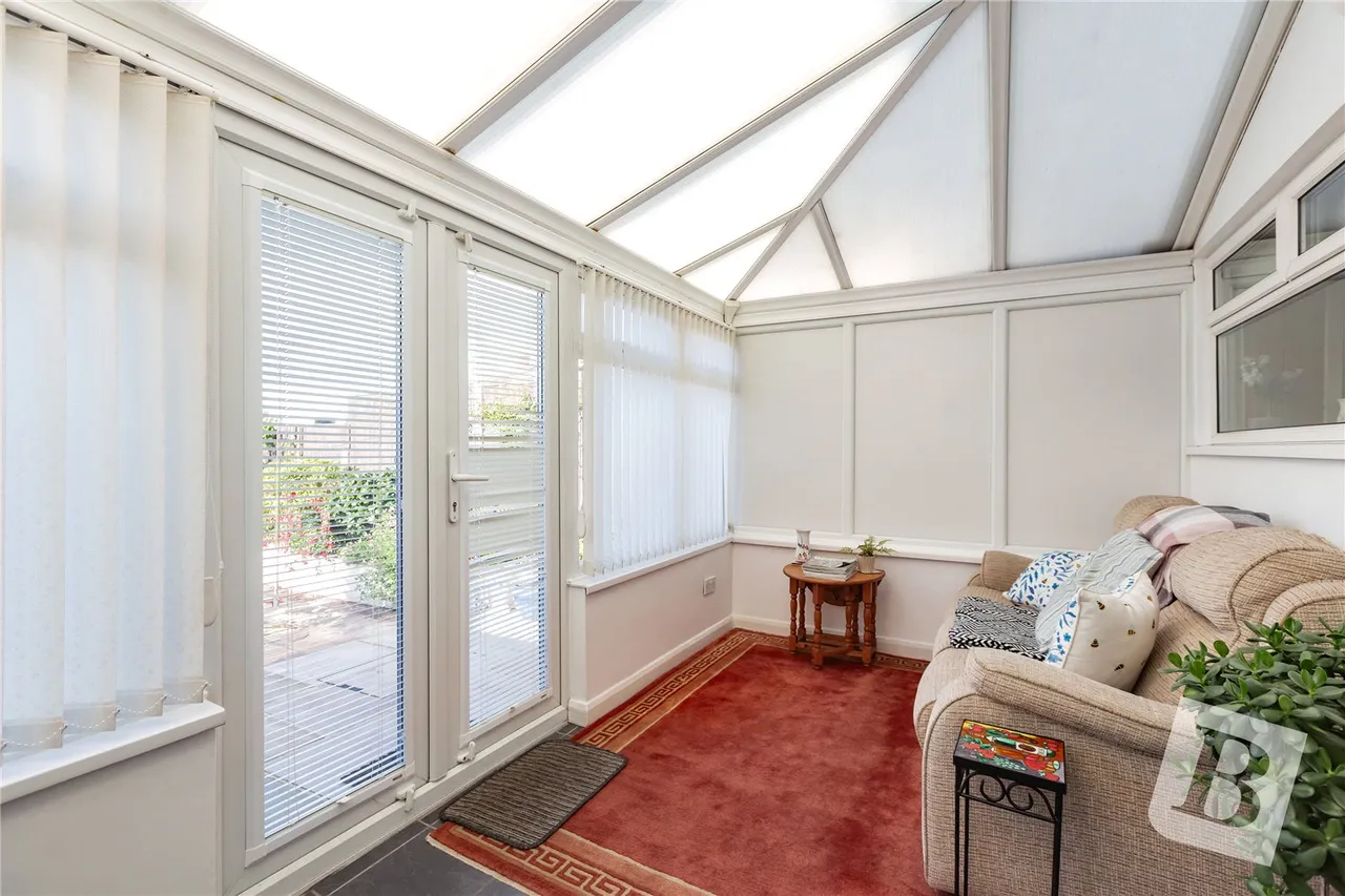 Hornchurch, RM12, photo 7