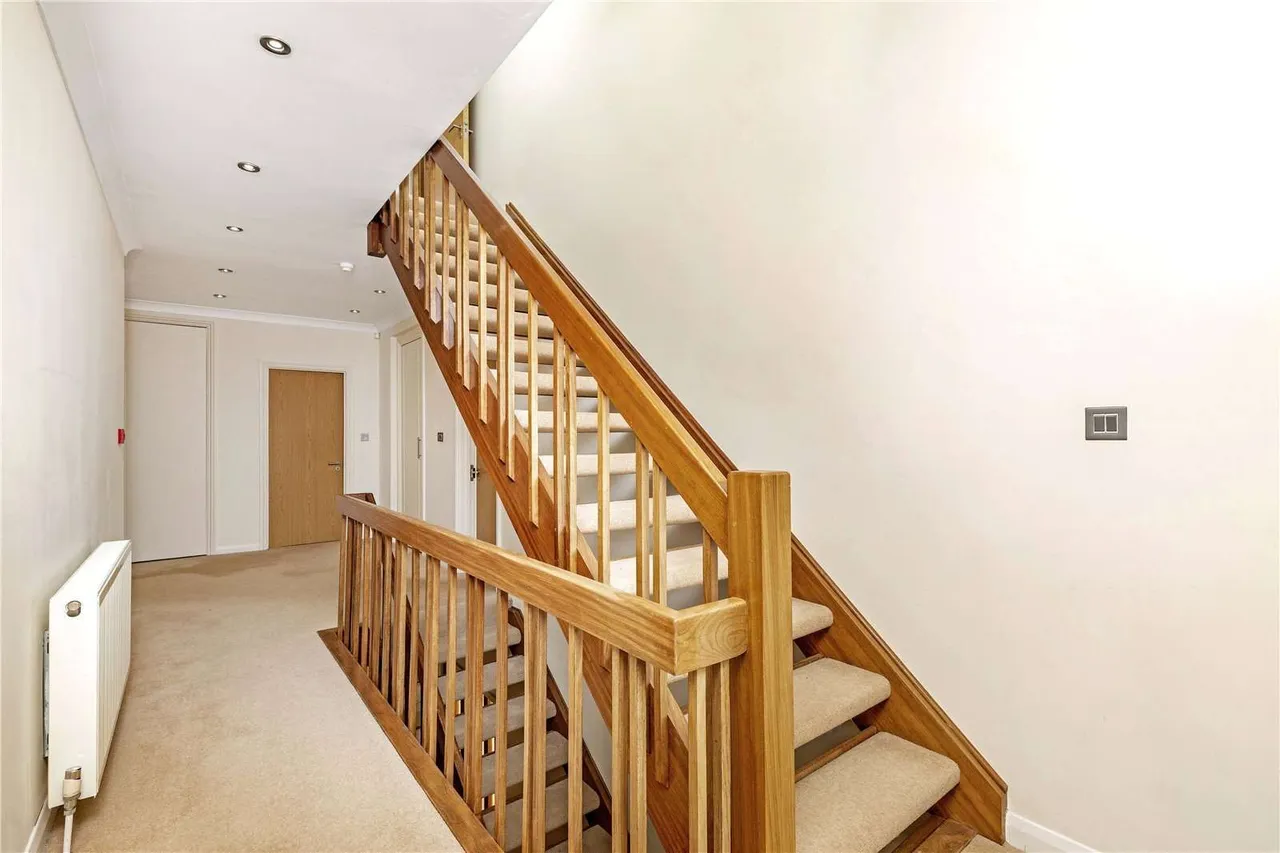 Coombe Ridings, Kingston upon Thames, KT2, photo 24