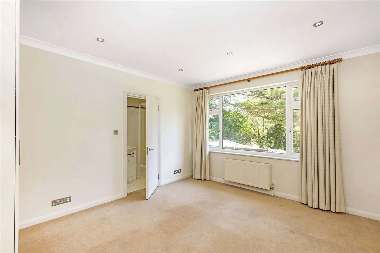 Coombe Ridings, Kingston upon Thames, KT2, photo 21