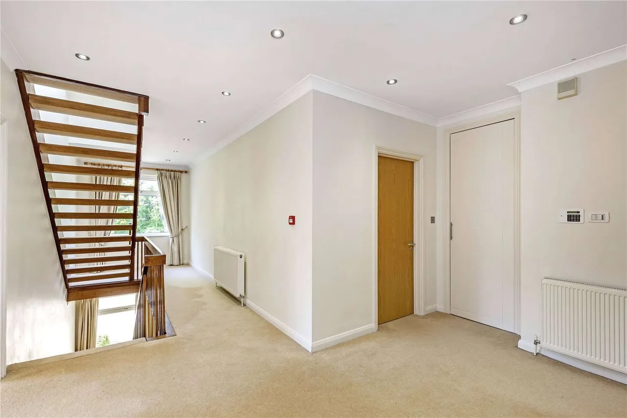 Coombe Ridings, Kingston upon Thames, KT2, photo 16