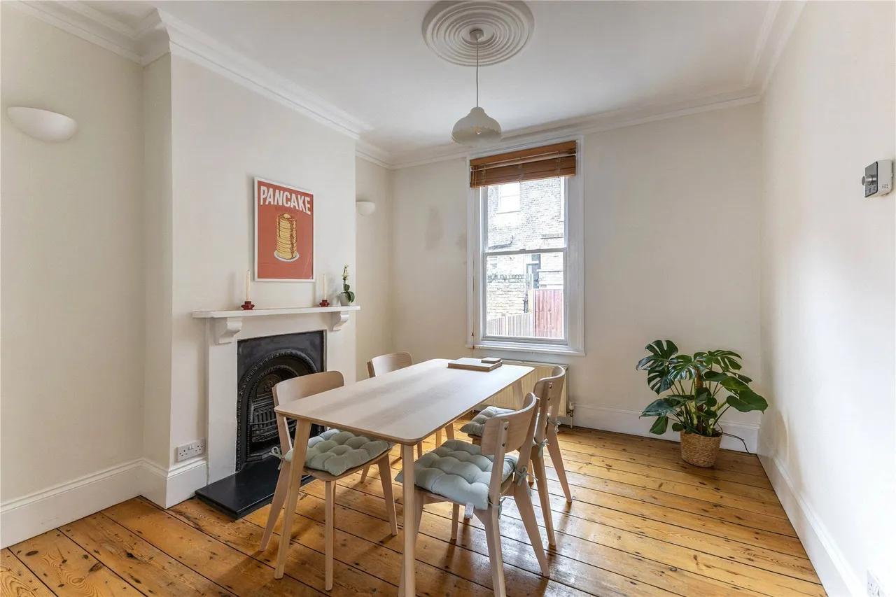 Abdale Road, London, W12, photo 2