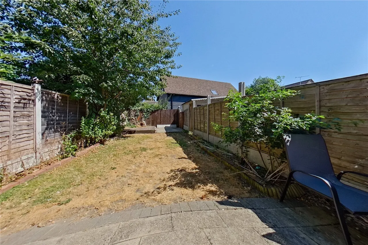 Retreat Way, Chigwell, Essex, IG7, photo 9