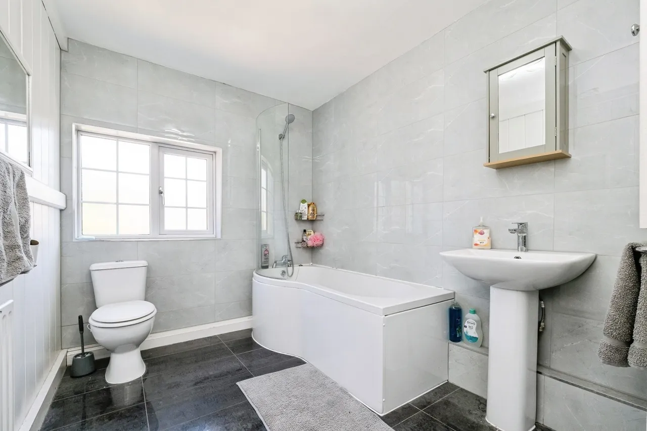 Retreat Way, Chigwell, Essex, IG7, photo 8