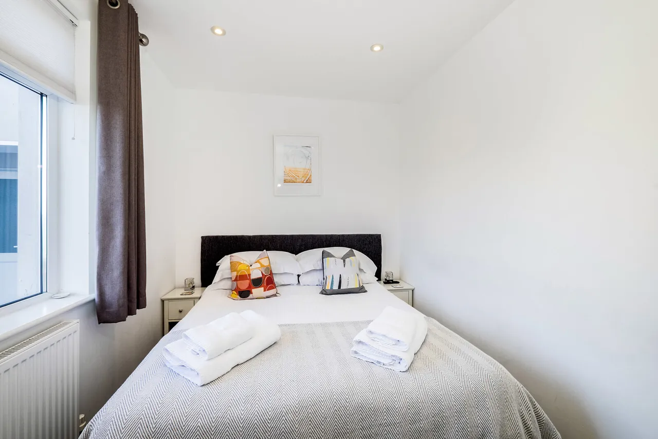 Beach Road, St. Ives, TR26, photo 8