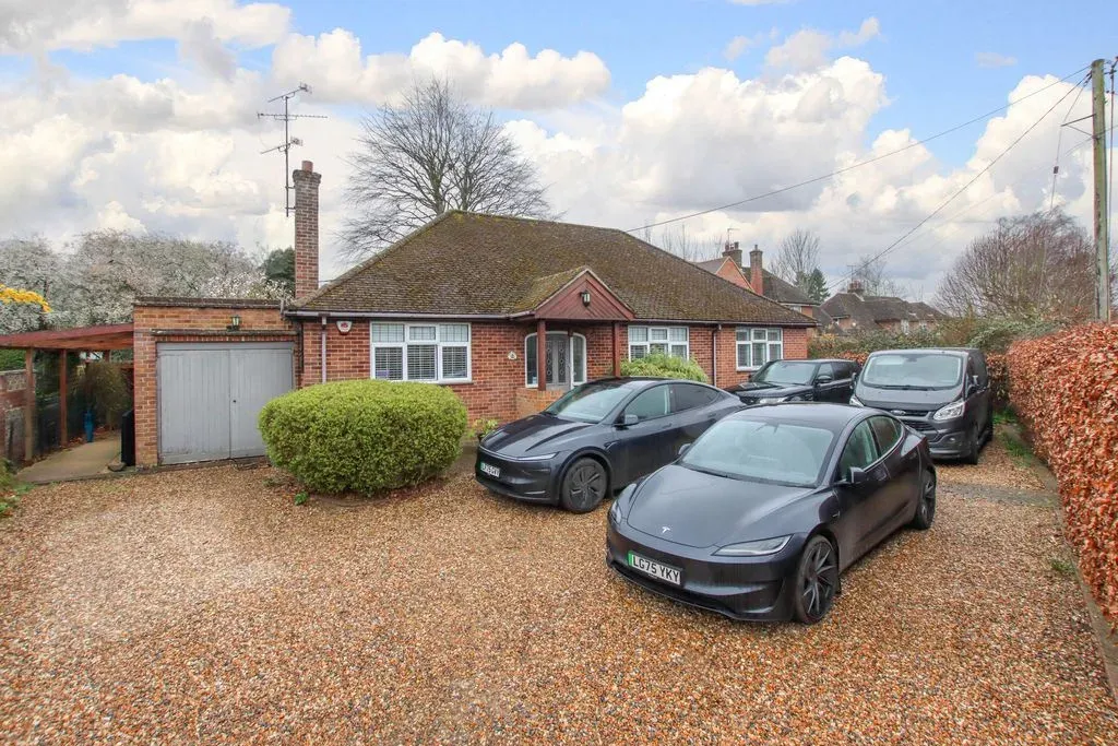 Mortimer Hill, Tring, Hertfordshire, HP23 5JA, photo 16