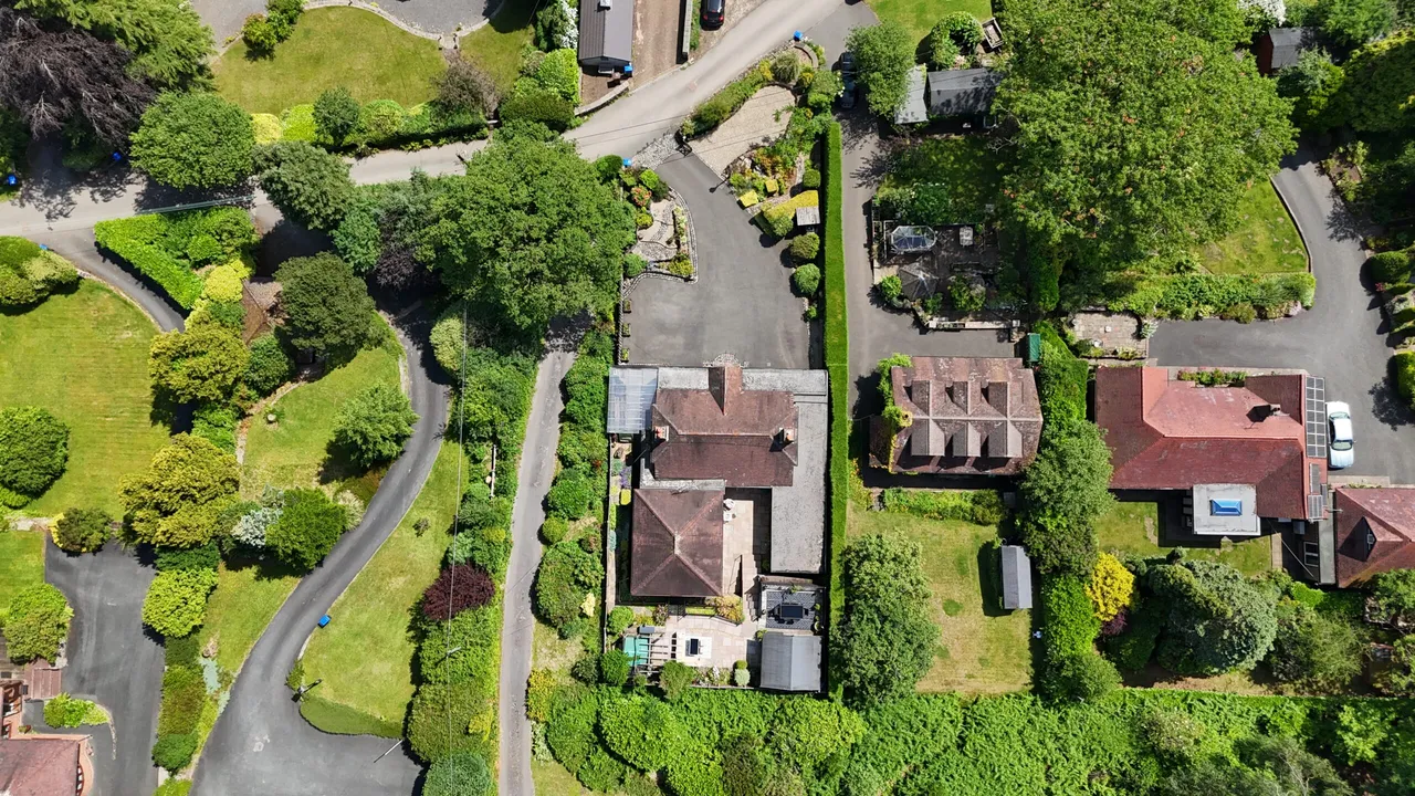 Mollatts Wood Road, Leek, ST13, photo 4