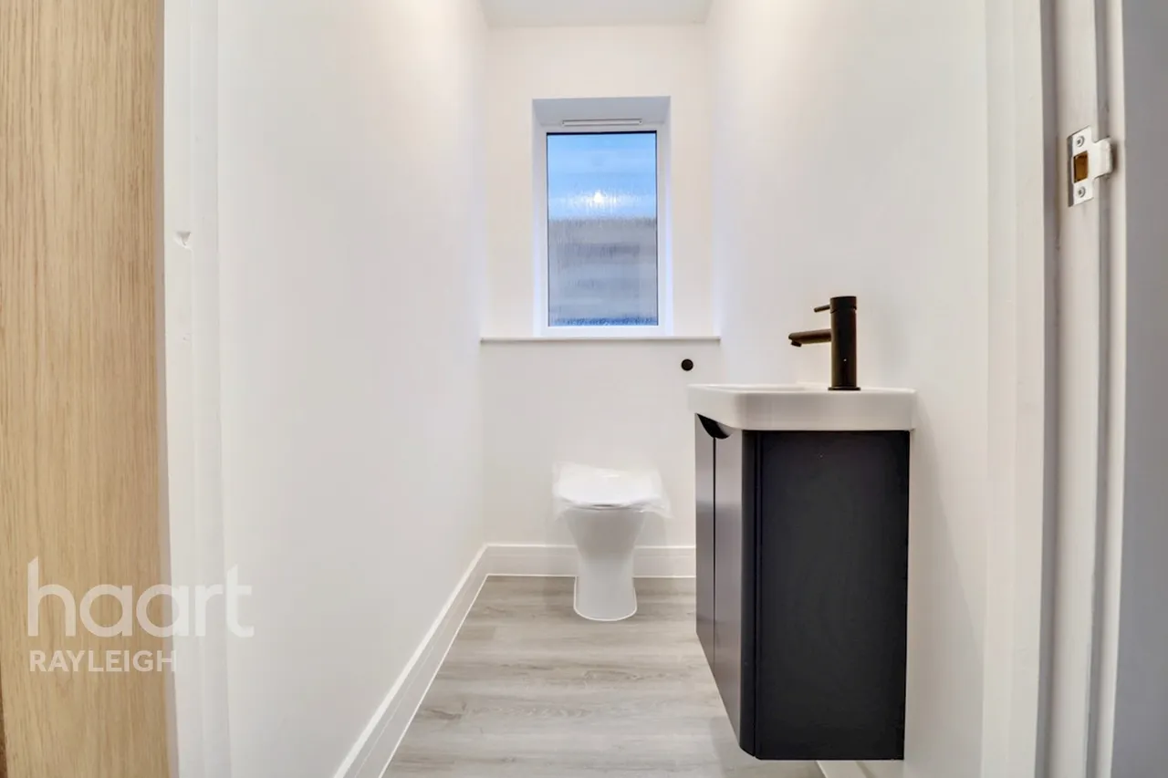 Cheapside East, Rayleigh, SS6, photo 5